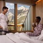 Otter Hotel